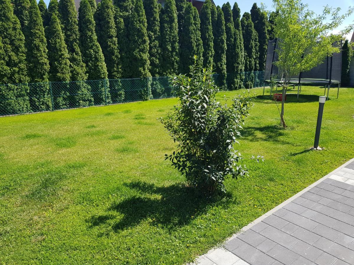 Honfoglalas Apartment Бік Екстер'єр фото