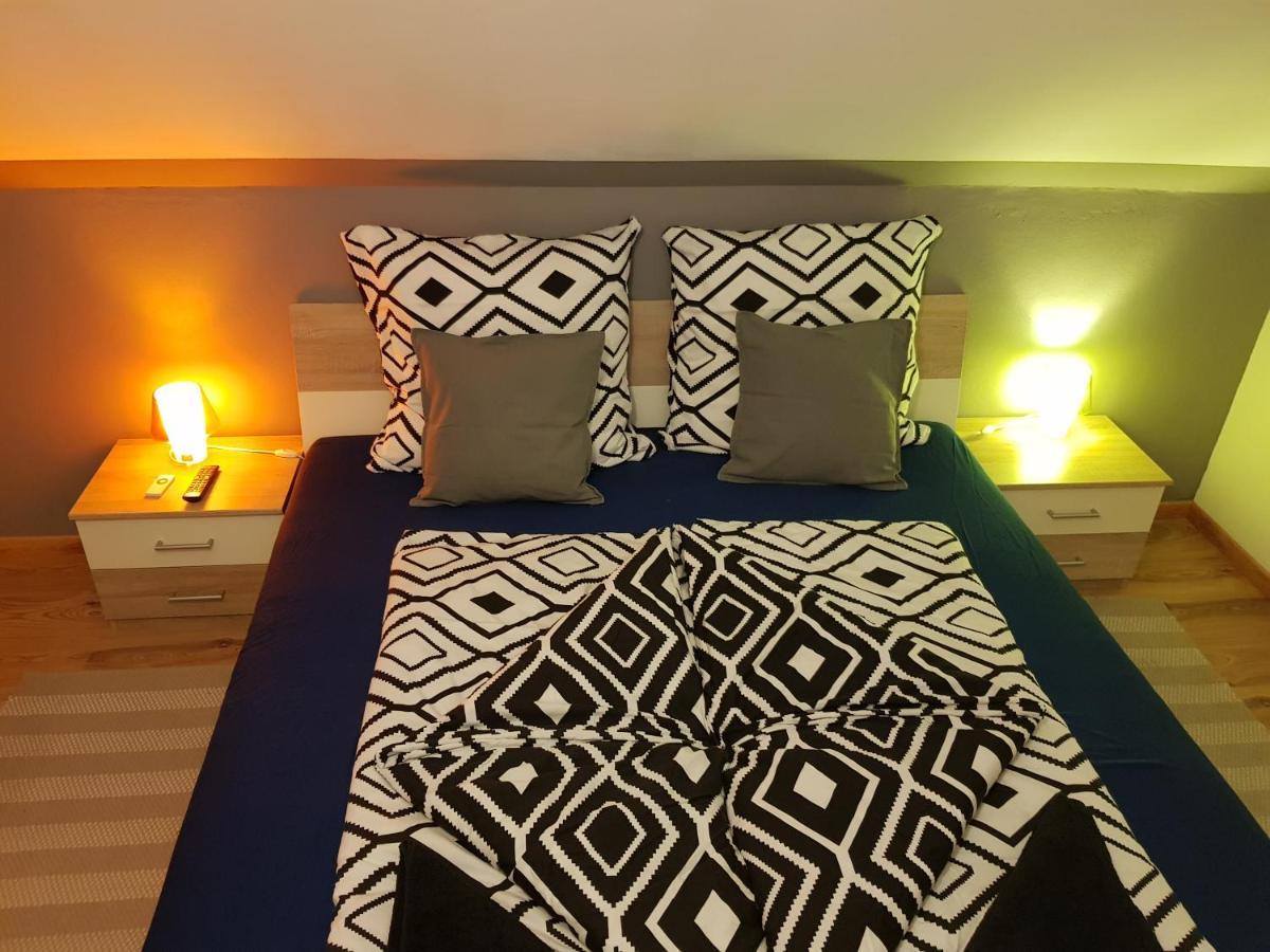 Honfoglalas Apartment Бік Екстер'єр фото