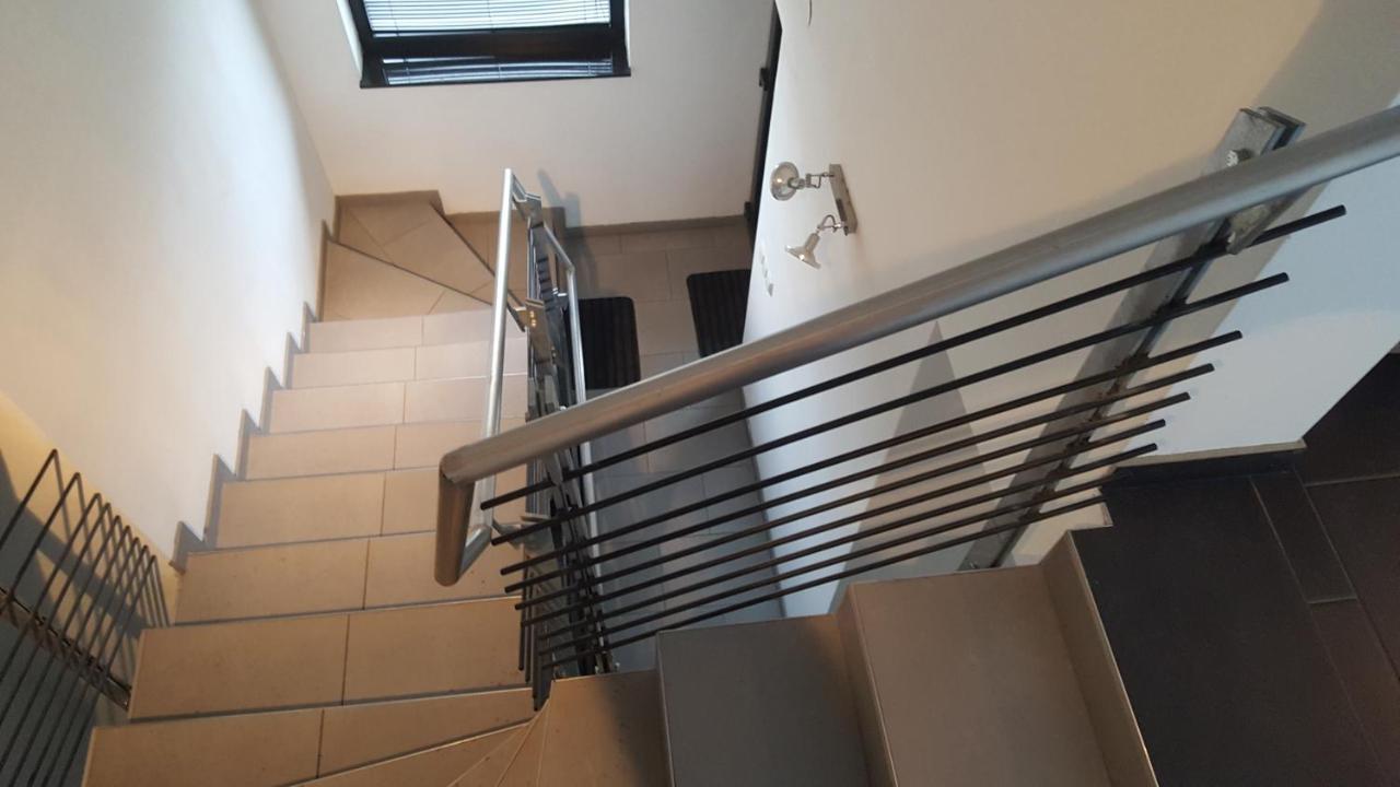 Honfoglalas Apartment Бік Екстер'єр фото